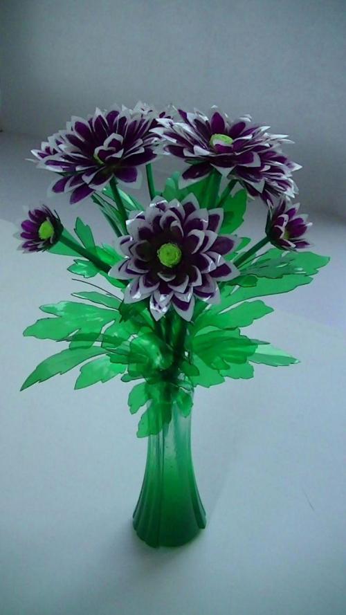 Поделки из пластиковых бутылок для декора дачи и сада. Беседки, теплицы, перголы 03