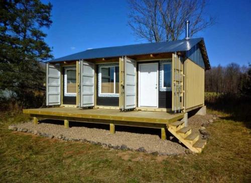 Дачный домик с верандой своими руками. Летний домик своими руками – основные этапы строительства и оформления (95 фото)