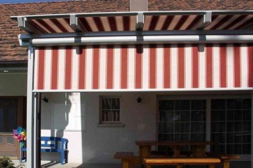 Рулонные шторы уличные. Особенности штор для беседок