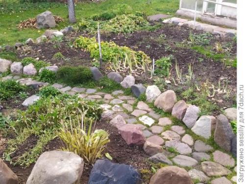 Можно ли использовать большие камни для создания садовых дорожек. Дорожки из камня на даче