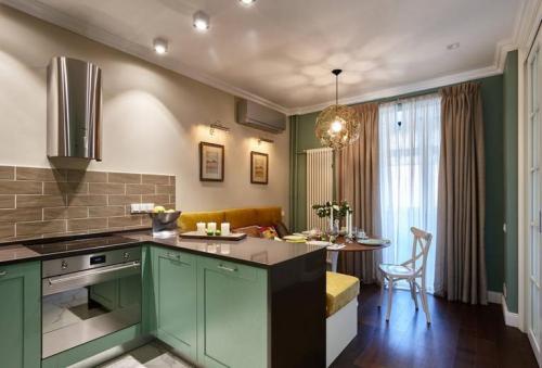 Как выбрать римские шторы на кухню? Плюсы римских штор для кухни 03 Как выбрать римские шторы на кухню? Плюсы римских штор для кухни 03