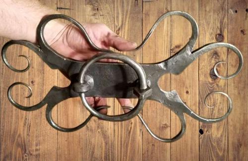 Замок врезной для металлической калитки без ручки: ключевые особенности и преимущества 18 Замок врезной для металлической калитки без ручки: ключевые особенности и преимущества 18