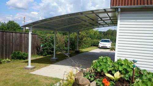 Навесы из поликарбоната своими руками. Строим навес из поликарбоната своими руками — плюсы и минусы поликарбоната, типы навесов, мастер-класс по изготовлению и установке своими руками