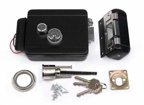 Какие типы замков подходят для уличных калиток из профнастила. Какой замок поставить на калитку из профнастила