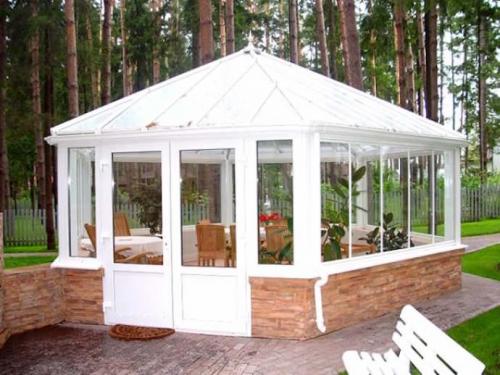 Всесезонная беседка своими руками. Какой должна быть зимняя беседка для дачи