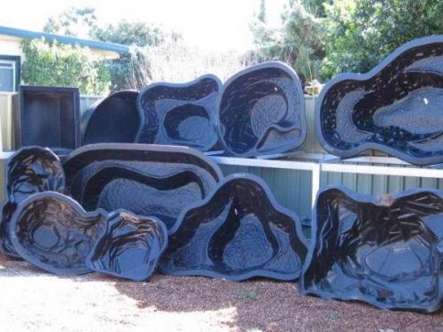 Маленький пруд на даче. Как сделать искусственный пруд с чашей (без пленки)