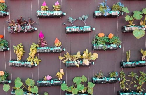 Высокие клумбы для цветов своими руками. Простые и интересные идеи