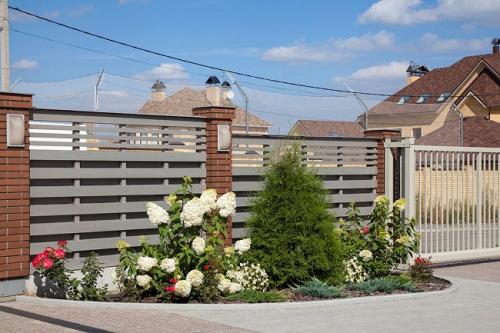 Что посадить перед домом. Лучшие растения для посадки перед домом 20