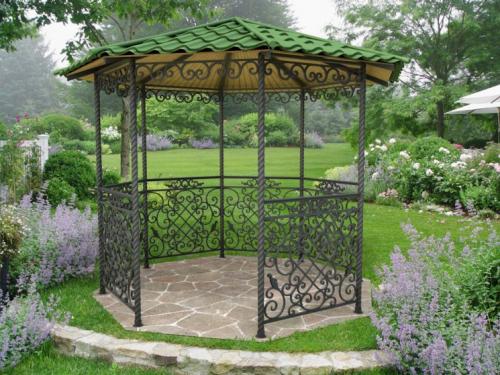 Как выбрать кованую беседку с крышей в соответствии с дизайном участка. Кованые беседки — 150 фото эксклюзивного дизайна. Смотрите обзор лучших кованых беседок для дачи