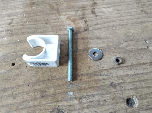 Как защитить садовую арку из пластиковых труб от погодных условий. Подпорки для кустов. Бюджет 100 р.