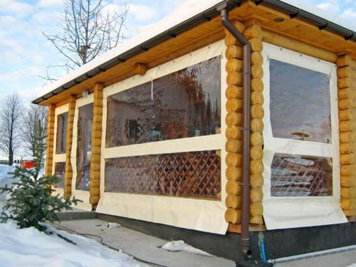 Что такое шторы ПВХ для беседок. Что это такое мягкие окна и для чего они нужны