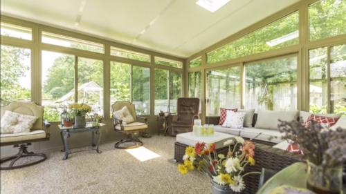 Веранда в частном доме своими руками. Особенности строения