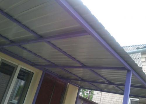 Металлический навес своими руками. Сфера применения и устройство навеса из профильной трубы 16