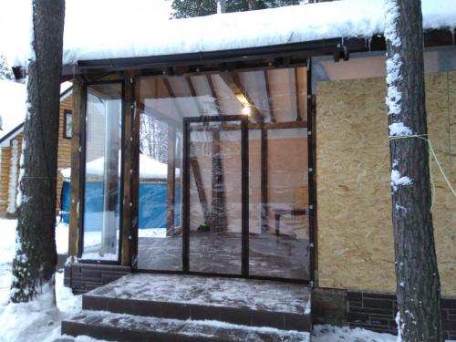 Защита от холода: морозостойкое полотно для мягких окон 140х100см 01