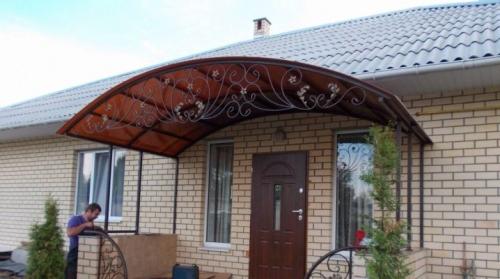 Навес над входной дверью в частном доме своими руками. Как сделать навес над крыльцом частного дома?
