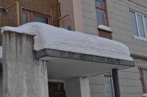 Как называется козырек над подъездом. Конструкция козырька над входом: из чего состоит