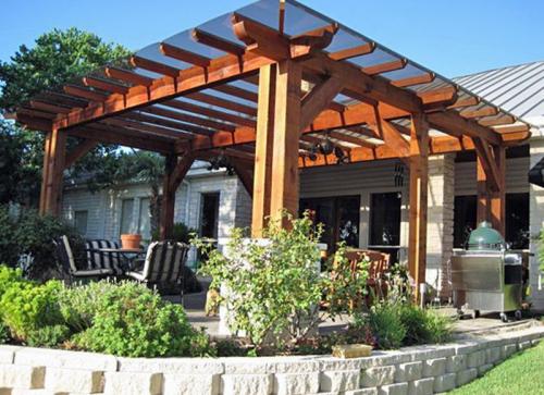 Стропильная система для беседки. Крыша для беседки: инструкция по строительству своими руками