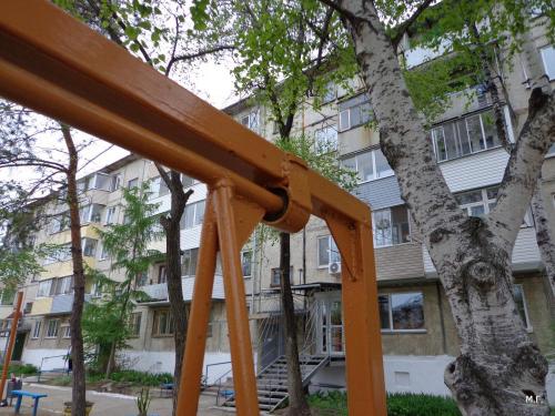 Детские качели из профильной трубы своими руками чертежи. Как сварить качели на даче своими руками из металла