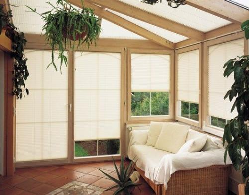 Рулонные шторы для беседки. Особенности штор для беседок