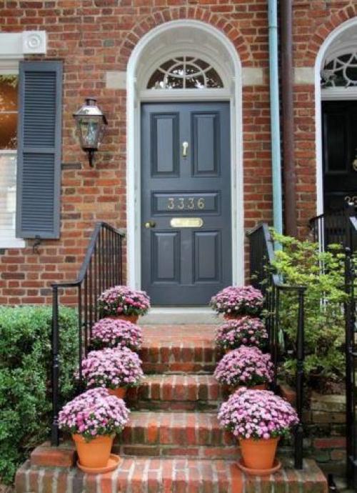 Крыльцо с террасой для частного дома. Дом с крыльцом и террасой – выбор и оформление