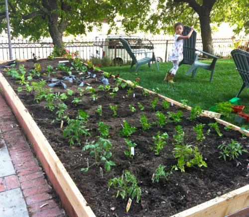 Варианты ландшафтного дизайна загородного дома для небольшого участка. Дизайн маленького участка — подборка отличных идей для оформления и способы их реализации (130 фото)