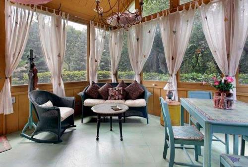 Тюль для беседки на улице. Классификация материала