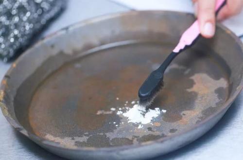 Как удалить ржавчину на железе. Народные методы борьбы со ржавчиной