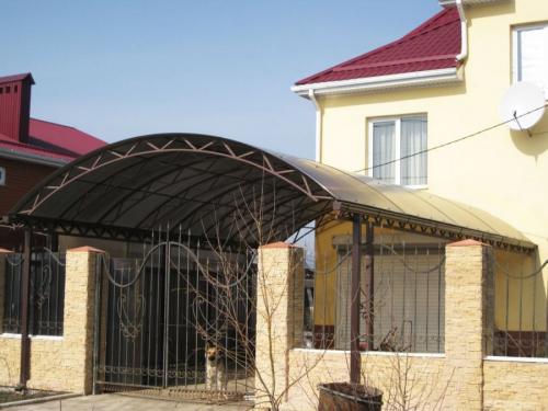 Навес беседка из поликарбоната примыкающий к дому. Навесы из поликарбоната — самостоятельное изготовление и особенности проектирования (100 фото)