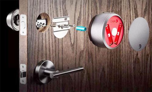 Электрический замок на калитку. Монтаж электромеханического замка на калитку – все за и против