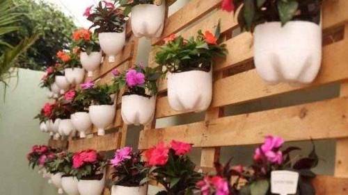 Клумбы для цветов своими руками. Клумба своими руками 09