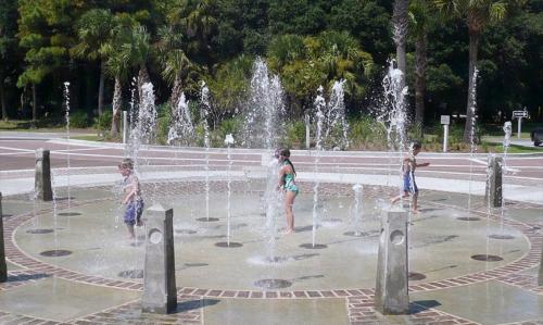 Фонтан на даче. Садовые фонтаны для сада и дачи