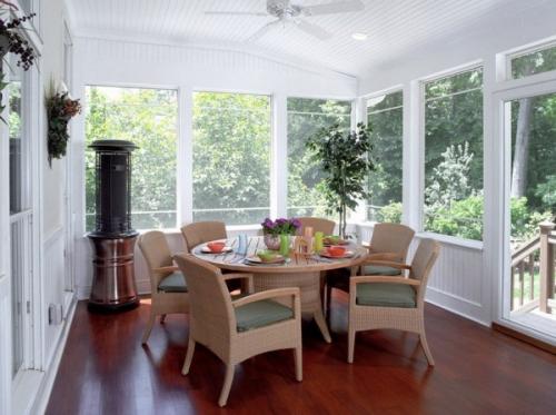 Дачная веранда открытого типа. Особенности разных типов веранд