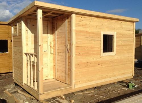 Дачный домик бытовка своими руками. Как построить бытовку своими руками