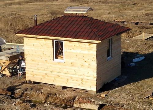 Дачный домик бытовка своими руками. Как построить бытовку своими руками