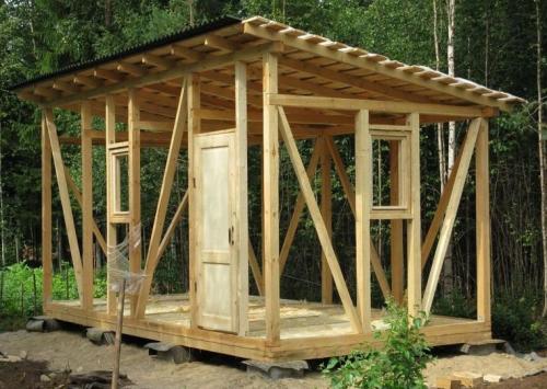 Крыша с навесом для бытовки. Технология и материалы