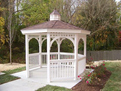 Беседка для дачи кованная. Кованые беседки: разновидности и как сделать беседку своими руками 05