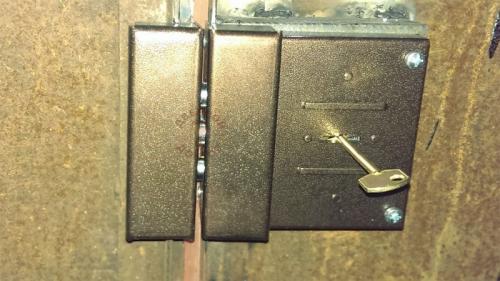 Какой замок поставить на калитку на улице. Замок на калитку — выбор лучших современных моделей и варианты их грамотной установки (85 фото)