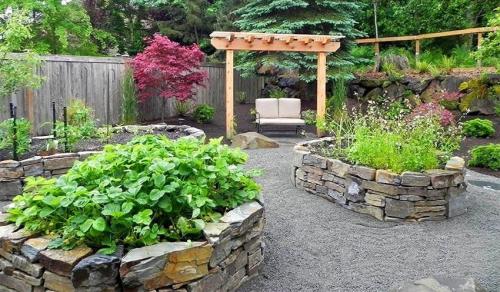 Садовые ограждения. Бордюр из натурального камня