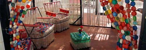 Из пластиковых бутылок нужные вещи. Мебель и предметы интерьера из пластиковых бутылок