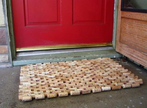 Что можно сделать из крышек от энергетиков. Поделки из крышек — 95 фото самых простых и красивых идей для поделок своими руками