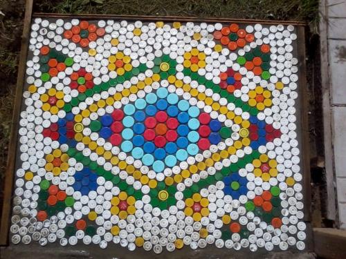 Что можно сделать из крышек от энергетиков. Поделки из крышек — 95 фото самых простых и красивых идей для поделок своими руками