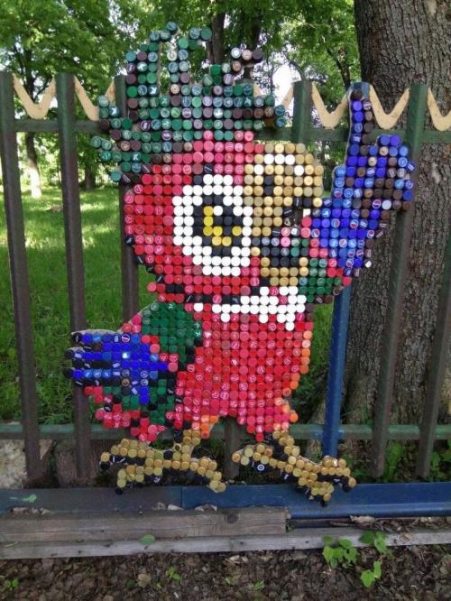 Что можно сделать из крышек от энергетиков. Поделки из крышек — 95 фото самых простых и красивых идей для поделок своими руками