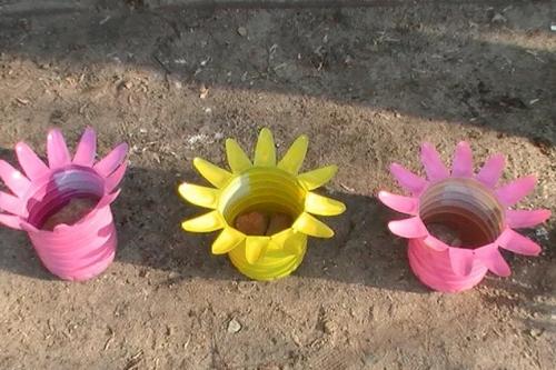 Что можно сделать из 5 литровых пластиковых бутылок для сада. Идеи поделок для сада и огорода из пластиковых бутылок