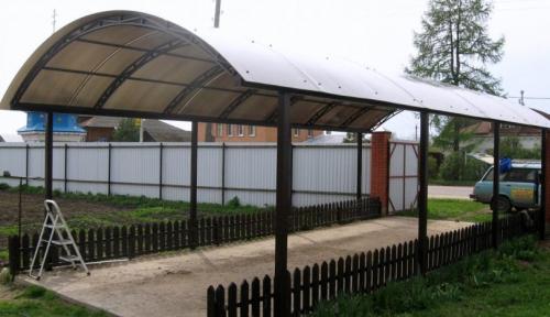 Навесы для частного дома из поликарбоната. Навесы из поликарбоната — обзор лучших проектов и особенности выбора красивых идей оформления для навеса (105 фото)