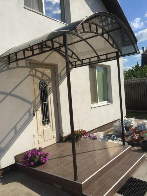 Навесы для частного дома из поликарбоната. Навесы из поликарбоната — обзор лучших проектов и особенности выбора красивых идей оформления для навеса (105 фото)