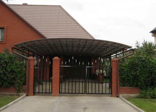 Навесы из поликарбоната во дворе частного дома — секреты мастера самостоятельного изготовления и особенности проектирования! (фото и видео)