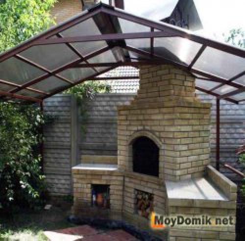 Навес из поликарбоната на даче. Строим навес из поликарбоната своими руками — плюсы и минусы поликарбоната, типы навесов, мастер-класс по изготовлению и установке своими руками 18