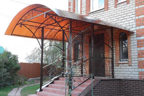 Навесы из поликарбоната во дворе частного дома — секреты мастера самостоятельного изготовления и особенности проектирования! (фото и видео)