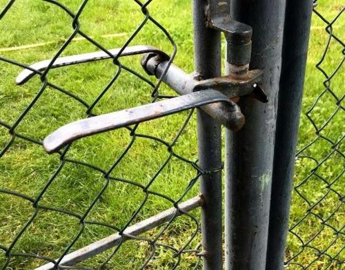 Строй свой замок на калитку: 12 идей для домашних ремонтов 04 Строй свой замок на калитку: 12 идей для домашних ремонтов 04