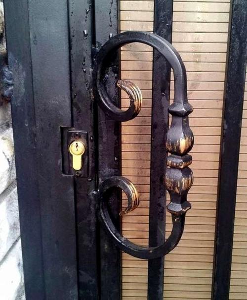 Строй свой замок на калитку: 12 идей для домашних ремонтов 06 Строй свой замок на калитку: 12 идей для домашних ремонтов 06